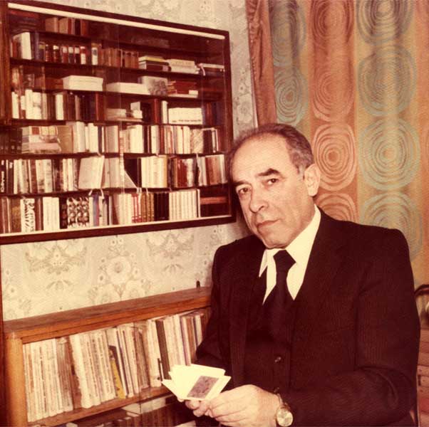 Мирон Романович Бєльський – бібліограф, літератор, одеський краєзнавець, колекціонер мініатюрної книги.